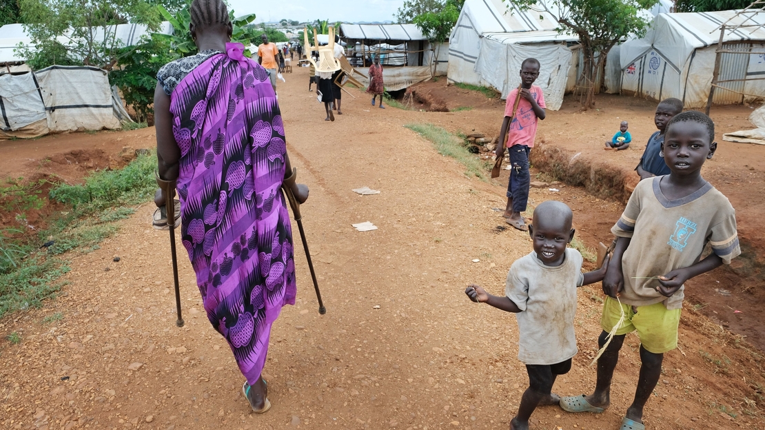 Une personne handicapée dans un camp pour personnes déplacées internes à Juba au Soudan du sud   