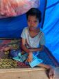  Enfant affecté par le tsunami et séisme qui ont frappé le Sulawesi en septembre 2019