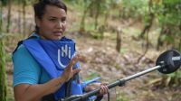 Jennifer Diaz travaille comme démineuse près de Vistahermosa, en Colombie.