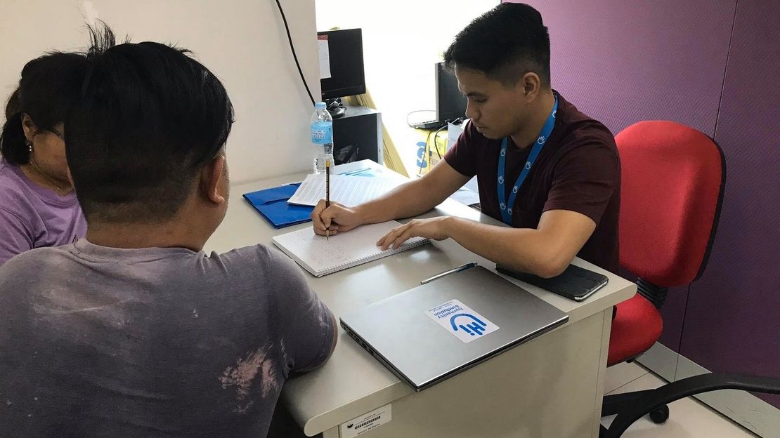 Accompagnement vers l'emploi aux Philippines (photo d'archive prise avant le début de la crise sanitaire)