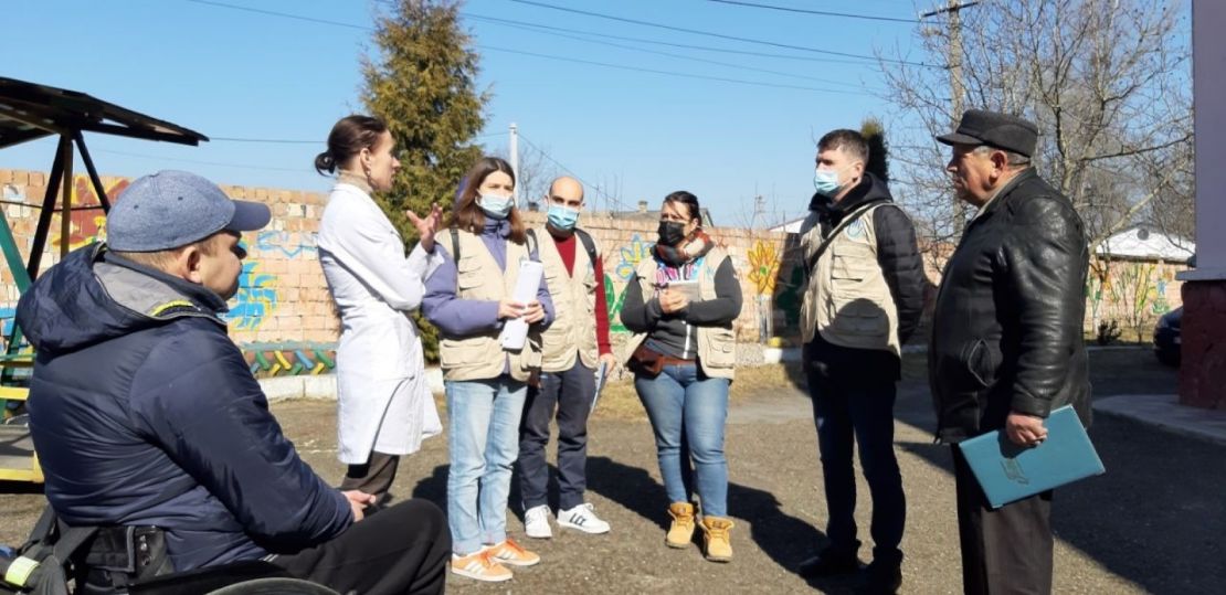 Les équipes de HI se rendent dans un foyer d’accueil pour enfants polyhandicapés à Tchernivtsi, Ukraine.