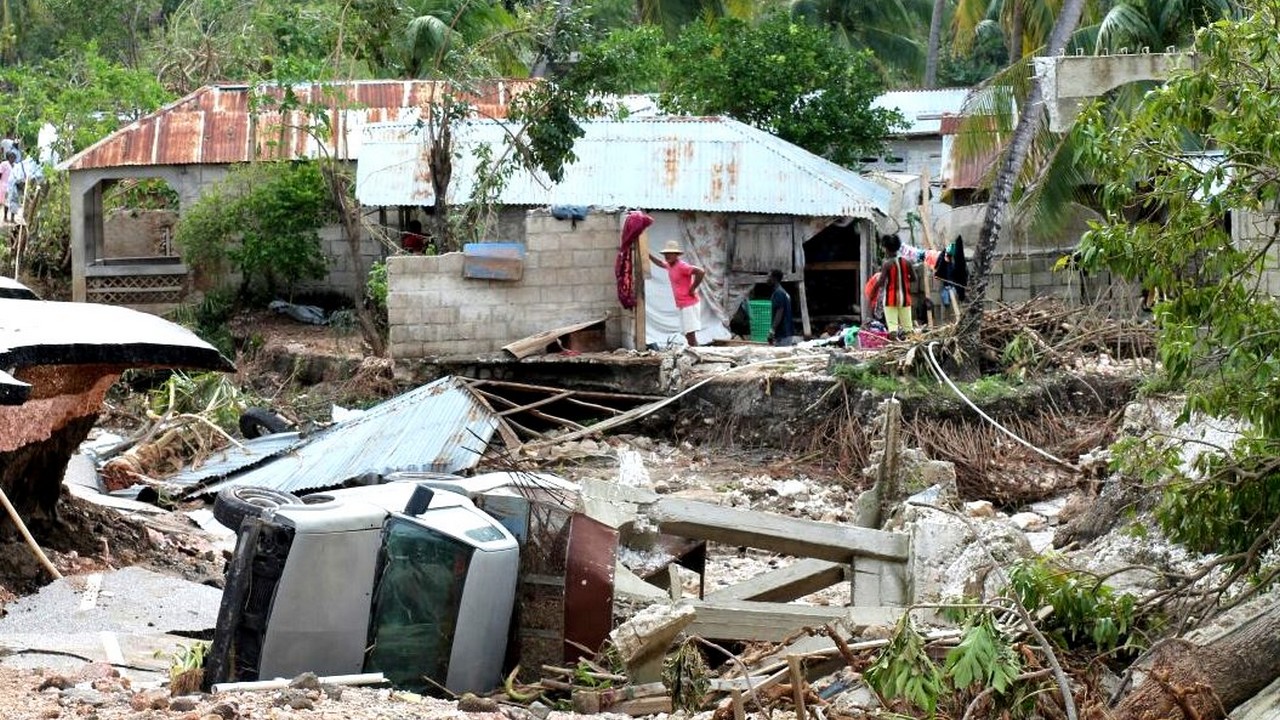 Destruction dans le sud d'Haïti suite au passage de l'ouragan Matthew