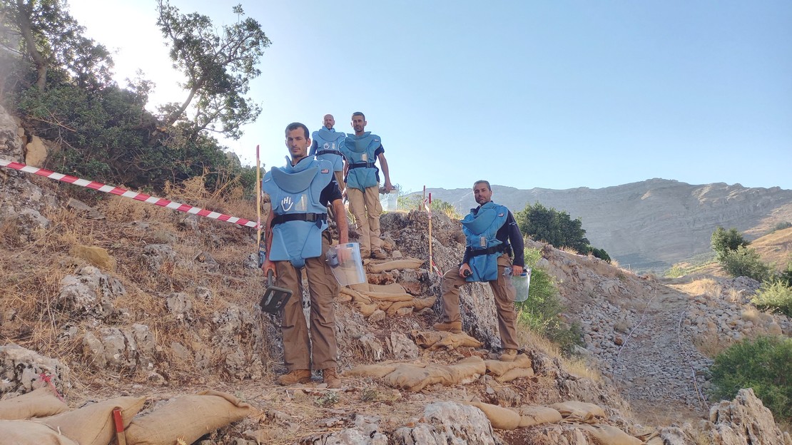 Une équipe de déminage de Handicap International au Liban 