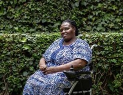 Une femme handicapée